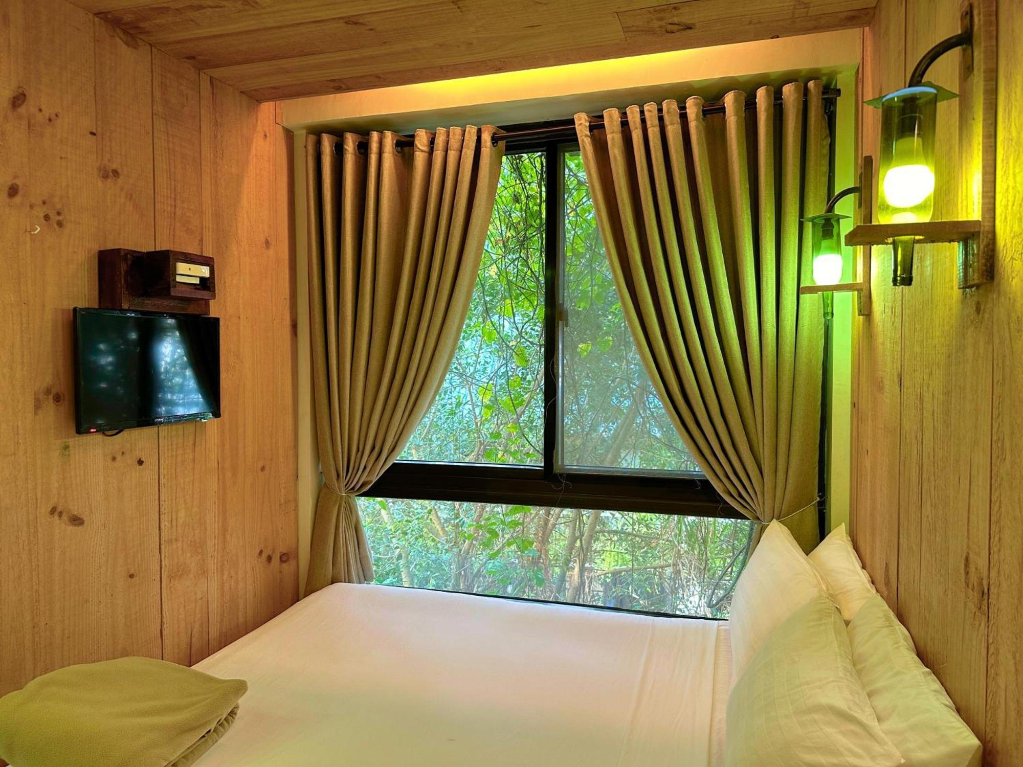 เคบินส์ บาย อีโค โฮเต็ล ตาไกย์ไตย์ Hotel Tagaytay City ห้อง รูปภาพ