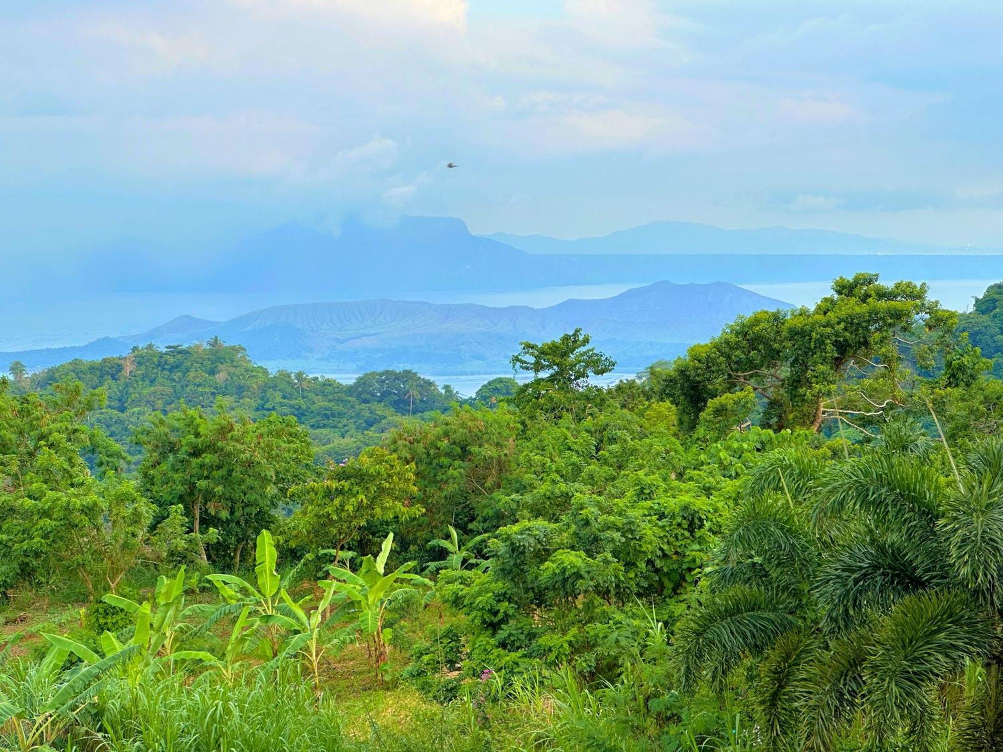 เคบินส์ บาย อีโค โฮเต็ล ตาไกย์ไตย์ Hotel Tagaytay City ภายนอก รูปภาพ