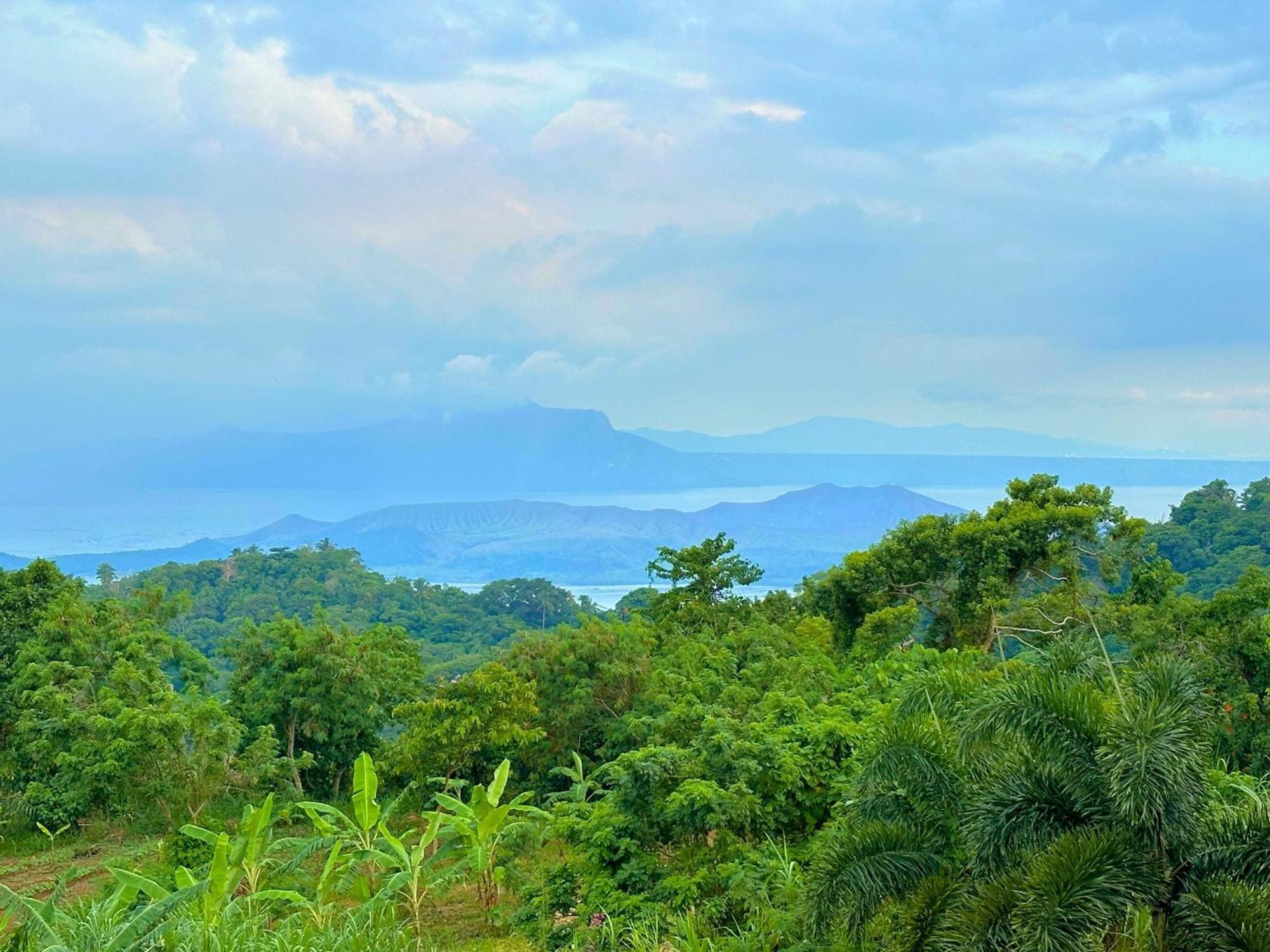 เคบินส์ บาย อีโค โฮเต็ล ตาไกย์ไตย์ Hotel Tagaytay City ภายนอก รูปภาพ